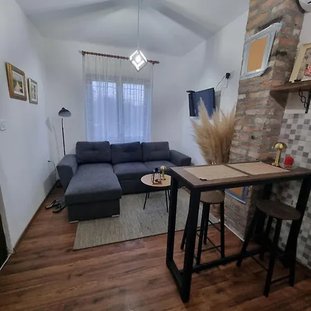 Amanet House - Breza *